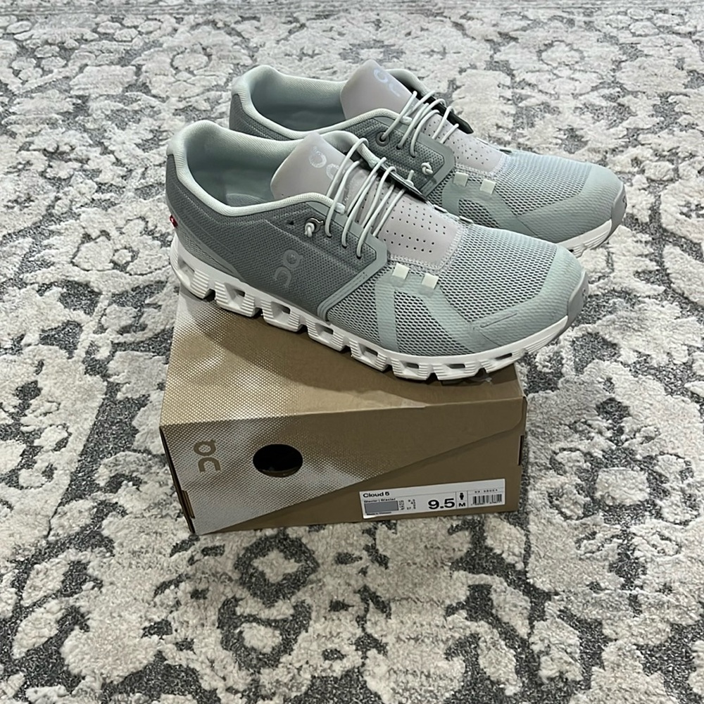 On Cloud 5 Men’s Running shoes